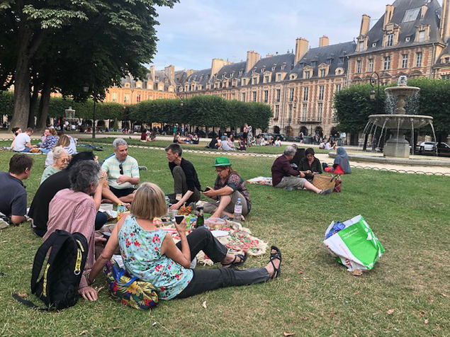 Pique-nique place des Vosges
